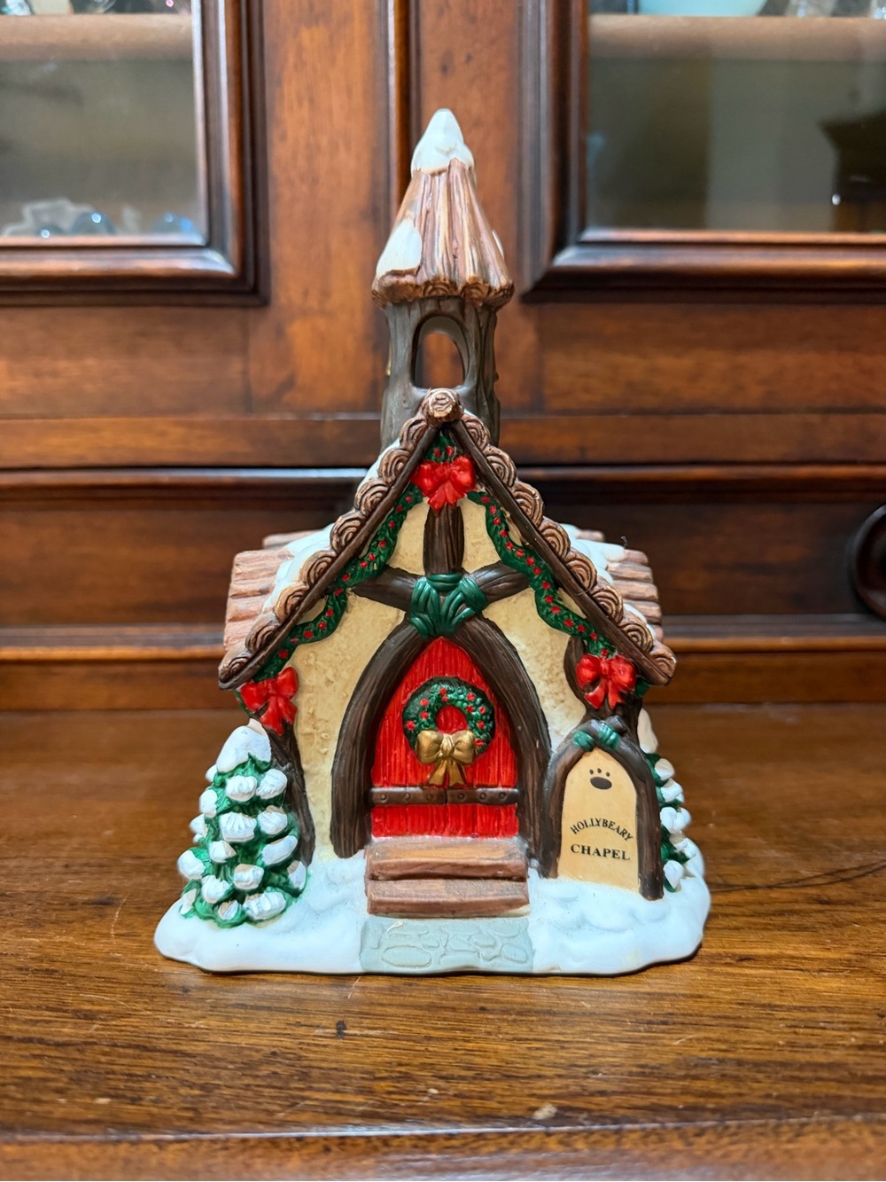 Vintage Hollybeary USA Chapel Christmas Village House Figurine 1995 (no light)